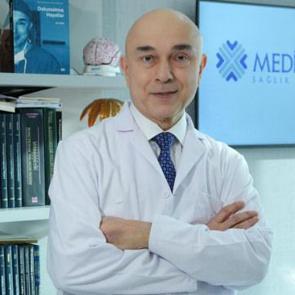 Ameliyatsız 'Parkinson' tedavisi m&uuml;mk&uuml;n! Uzman isim anlattı