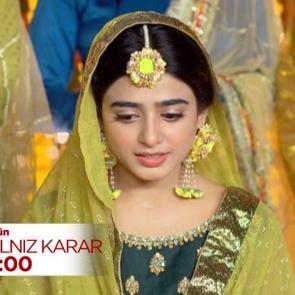 Yalnız Karar'da Anika'nın kıskan&ccedil;lığı! Fatma'ya arabasıyla &ccedil;arpıyor