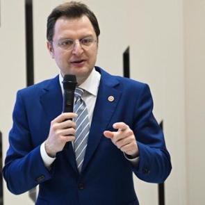 AK Parti Genel Başkan Yardımcısı Yerebakan: Zamanında almayan Batı 'gel' diye yalvarıyor