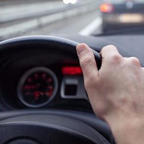 Arabanızda bu işaretler varsa dikkat: Hemen durdurun!