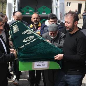 En acı veda: Okul saldırısında hayatını kaybeden &ouml;ğrenciler uğurlandı!