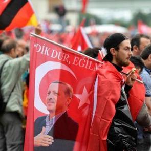 İsrail'in yeni hezeyanı! T&uuml;rk diasporasını İsrail i&ccedil;in tehdit g&ouml;rd&uuml;!
