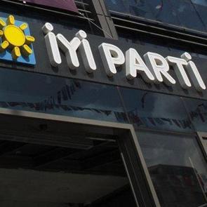 İYİ Parti'de toplu istifa: İl&ccedil;elerde peş peşe ayrılıklar