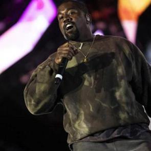  Kanye West&rsquo;ten İstanbul'da d&uuml;nya rekoru! 