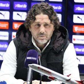 Kritik Başakşehir ma&ccedil;ı &ouml;ncesi Fatih Tekke'nin y&uuml;z&uuml;n&uuml; g&uuml;ld&uuml;recek 3 m&uuml;jde