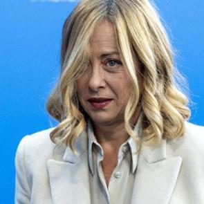 Ne diyeceği merak ediliyordu! Meloni'den Trump a&ccedil;ıklaması