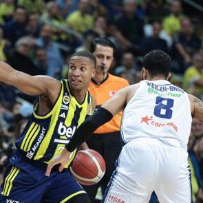 Potada dev ma&ccedil;! Anadolu Efes evinde Fenerbah&ccedil;e Beko'ya karşı