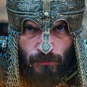 &Uuml;nl&uuml; oyuncu ayrıldığı diziye d&ouml;n&uuml;yor! 1 yıl sonra şok karar