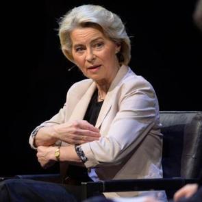 AB'den 'T&uuml;rkiye' geri adımı! Skandalın ardından tepkiler b&uuml;y&uuml;m&uuml;şt&uuml;...