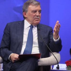 Abdullah G&uuml;l sessizliğini bozdu! İki &uuml;lkeye sert tepki