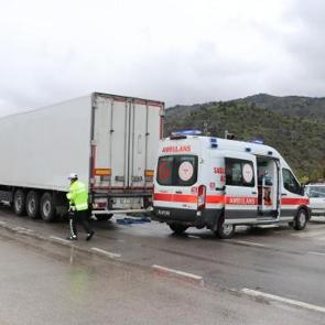 Amasya'da feci kaza: 10 aylık bebek arabadan fırlayıp, hayatını kaybetti!