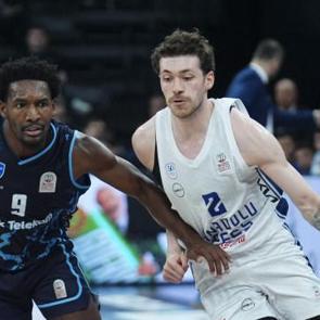 Anadolu Efes'ten T&uuml;rk Telekom karşısında 101 sayılık galibiyet!
