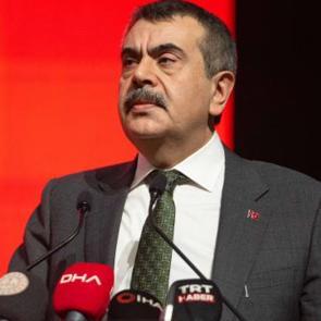 Bakan Tekin'den son dakika a&ccedil;ıklamaları! Alınan 7 yeni kararı duyurdu...