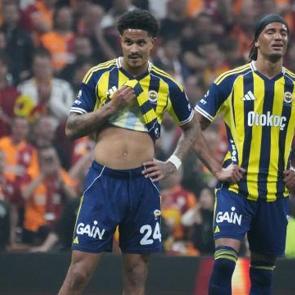 Derbiyi 3-0 kaybeden Fenerbah&ccedil;e ilki yaşadı