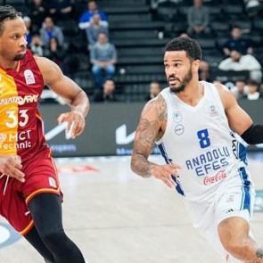 Potada hafta derbiyle kapanıyor! Galatasaray MCT Technic evinde Anadolu Efes'e karşı