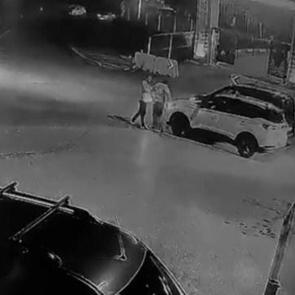 Trafikte kavga etmenin faturası ağır oldu: İki s&uuml;r&uuml;c&uuml;ye 360 bin lira ceza kesildi