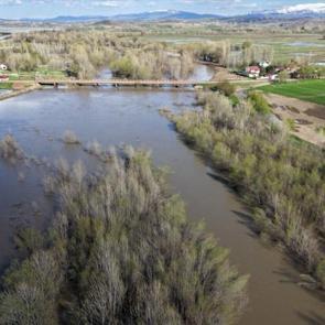 1355 kilometrelik doğa harikası! T&uuml;rkiye&rsquo;nin en uzun nehri bu yıl daha da coşkulu
