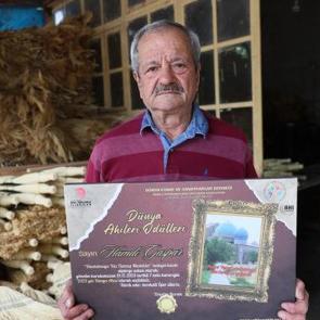 D&uuml;nya Ahisi se&ccedil;ilen s&uuml;p&uuml;rge ustası Hamdi Gaspar mesleğin geleceğinden endişeli