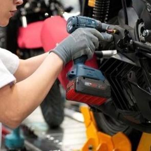 Otomotiv devi bir şehrimizde fabrika a&ccedil;tı: Y&uuml;zlerce kişiye istihdam sağlanacak