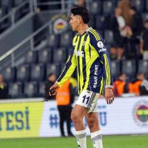 Fenerbah&ccedil;e - Başakşehir ma&ccedil;ında ıslıklanan Edson Alvarez'den flaş paylaşım