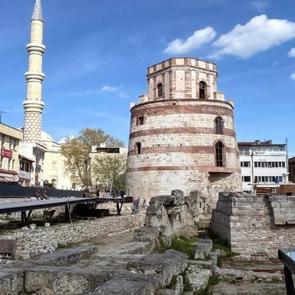 Galata Kulesi&rsquo;nden eski! Edirne&rsquo;deki Makedon Kulesi restorasyonunda sona gelindi