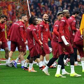 Galatasaray Samsunspor ma&ccedil;ı kamp kadrosunu a&ccedil;ıkladı! 2 eksik var