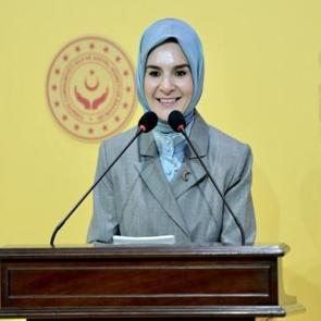 Nisan ayı doğum yardımı &ouml;demeleri hesaplara yatırıldı