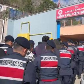 Sahte avukat &ccedil;etesine 4 ilde operasyon: 28 tutuklama