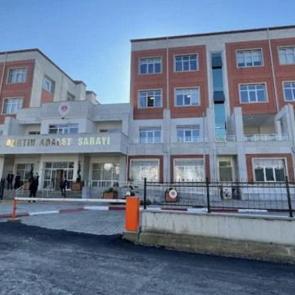 13 yaşındaki &ccedil;ocuğa cinsel istismar: 33 kişi tutuklandı