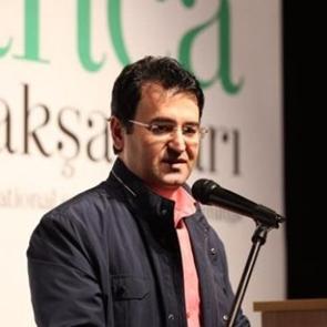 Antoloji geleneği zayıflıyor: 'S&ouml;zde Kalmasın' şiirin hafızasını kayıt altına alıyor