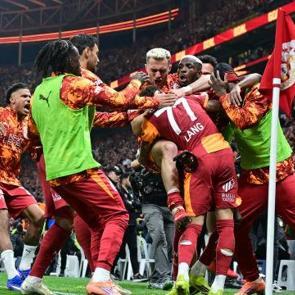 Galatasaray'ın yıldızlarından şampiyonluk yorumu! "Allah'a bin ş&uuml;k&uuml;r"