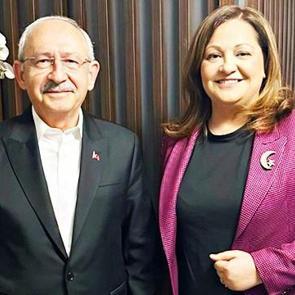 Kılı&ccedil;daroğlu, AK Parti'ye ge&ccedil;ecek Burcu K&ouml;ksal'ı aradı: Keşke bağımsız kalsaydın