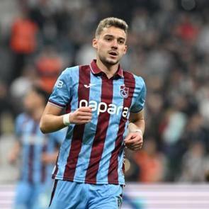 Opsiyonun son g&uuml;n&uuml;nde Trabzonspor ile Beşiktaş arasında Mu&ccedil;i anlaşması!