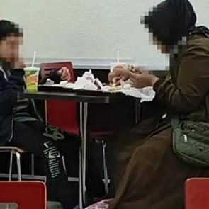 &Uuml;nl&uuml; restoran zincirinde insanlık ayıbı! Bakanlık harekete ge&ccedil;ti: Asla kabul edilemez