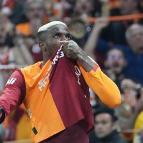 Victor Osimhen i&ccedil;in a&ccedil;ıklama geldi!