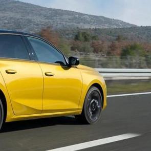 Yenilenen Opel Astra T&uuml;rkiye'de satışa sunuldu!