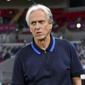 71 yaşındaki kurt hocadan Fenerbah&ccedil;e'ye yeşil ışık! Tek şartla g&ouml;reve hazır