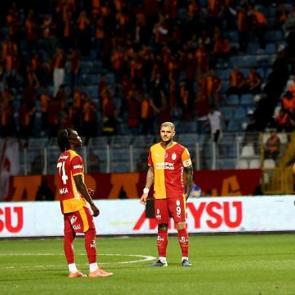 Galatasaray'da iki sakatlık birden!