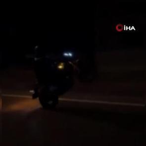 Hatay'da sosyal medya i&ccedil;in trafiği tehlikeye atan magandanın hareketi cezasız kalmadı