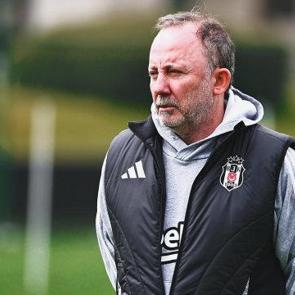 Kritik toplantı sona erdi! Beşiktaş'ta Sergen Yal&ccedil;ın i&ccedil;in karar verildi