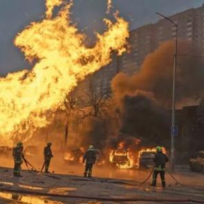 Rusya f&uuml;ze ve İHA'ları devreye soktu: Ukrayna'ya yoğun saldırı