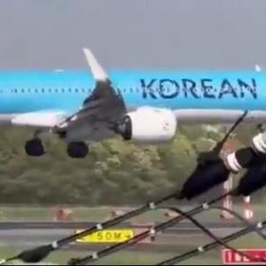 Yolcu u&ccedil;ağı pisti son anda pas ge&ccedil;ti! Dehşet anları saniye saniye kamerada