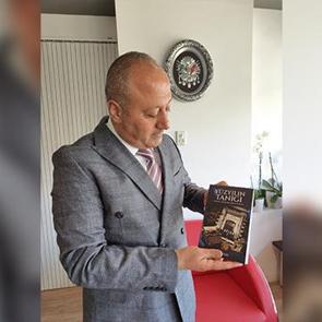 'Y&uuml;zyılın Tanığı Anadolu Ajansının Asırlık &Ouml;yk&uuml;s&uuml;'n&uuml;n hikayesi