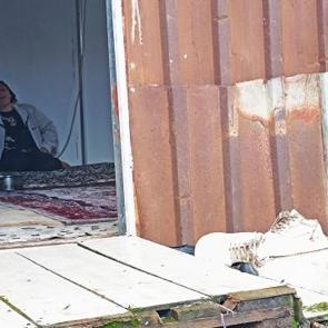 Hatay'daki heyelanda oğlunu kaybeden anne: &Ouml;len oğlumu kep&ccedil;eyle buldular