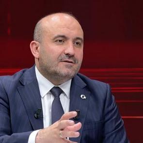 AK Partili Albayrak'tan CHP'ye sert s&ouml;zler: 'Susuzluk, &ccedil;amur ve &ccedil;ukuru g&ouml;rd&uuml;k' 