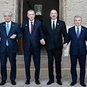 Avrupa basınından analiz: T&uuml;rk liderler g&uuml;&ccedil;lerini birleştirdi