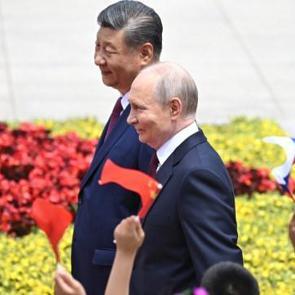 D&uuml;nyanın g&ouml;z&uuml; &Ccedil;in'de! Şi ve Putin g&ouml;r&uuml;şt&uuml;! Peş peşe a&ccedil;ıklamalar! ABD'ye savaş mesajı