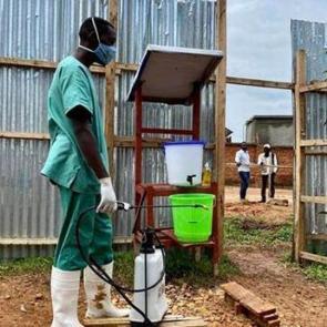KDC'deki Ebola salgınında can kaybı artıyor