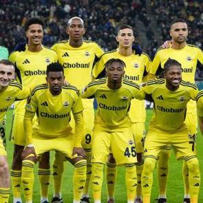 Fenerbah&ccedil;e'nin yıldızı &uuml;lkesine d&ouml;n&uuml;yor! Resmi teklif geldi