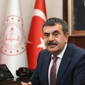 MEB'ten herkesi sevindiren karar: Okullara kartlı sistem geliyor!